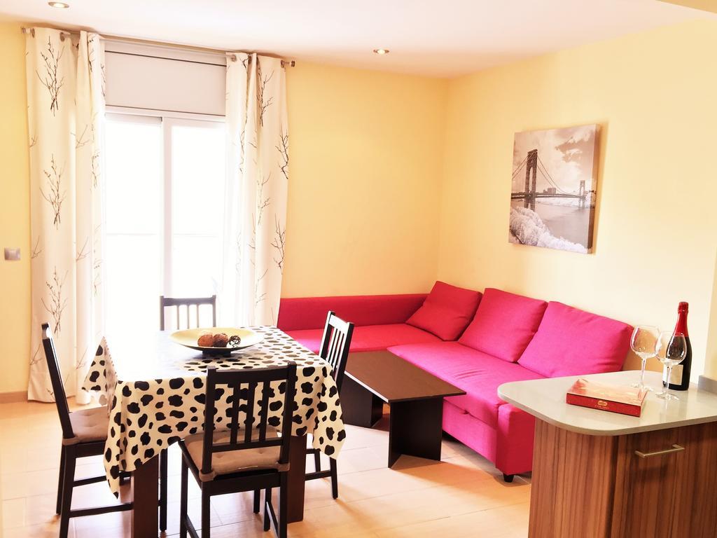 Lloret Beach Apartments Lloret de Mar Oda fotoğraf